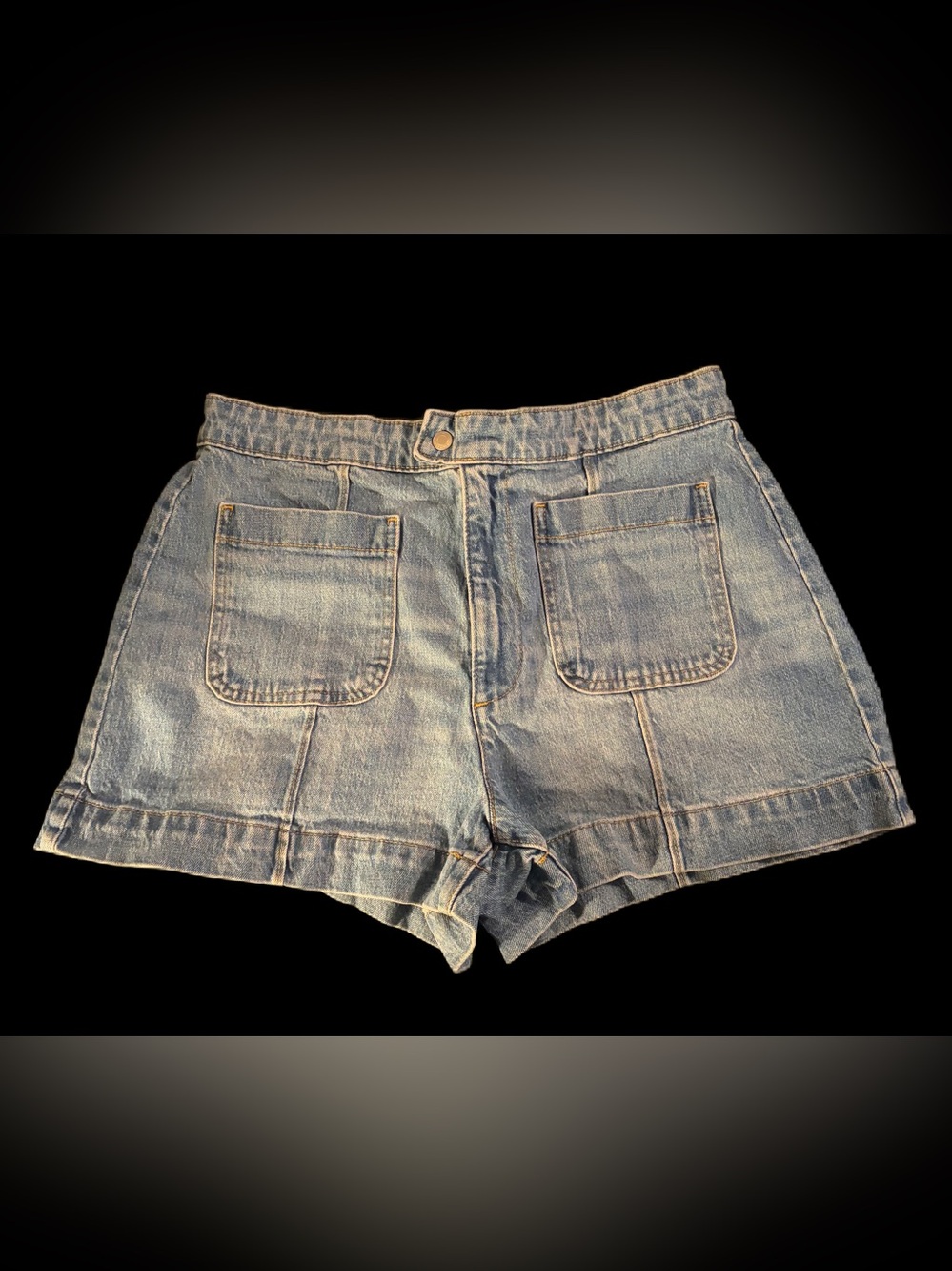 Free Assembly Light Wash Denim Patch Pocket Shorts Size 12